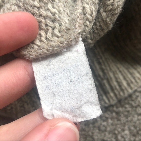 VINTAGE OLD COLONY CABLE KNIT WOOL SWEATER WOMENS SIZE - Picture 7 of 10